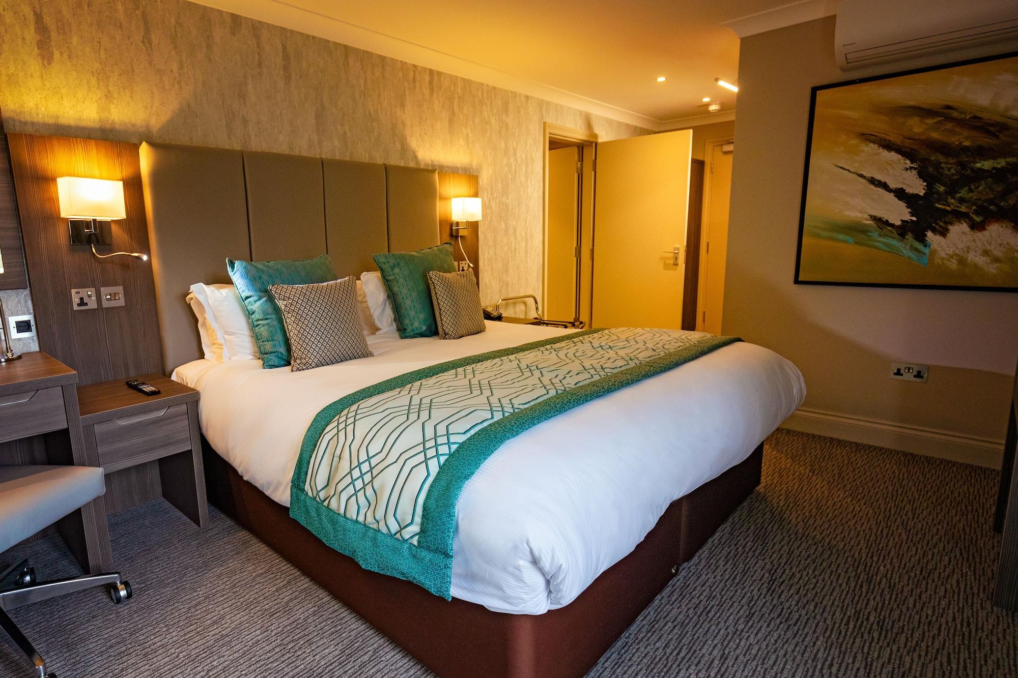 Mercure Milton Keynes Hotel Экстерьер фото