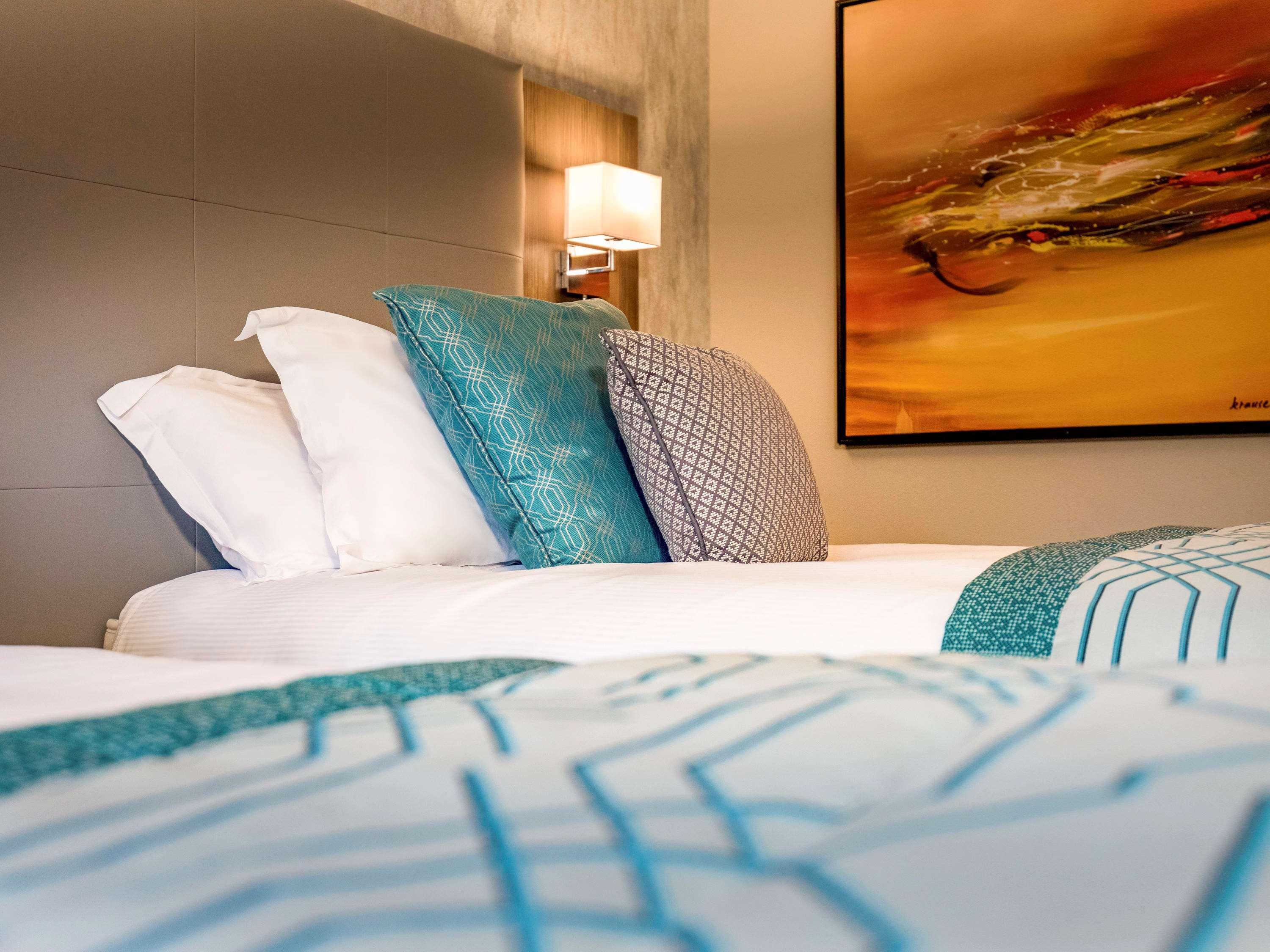 Mercure Milton Keynes Hotel Экстерьер фото