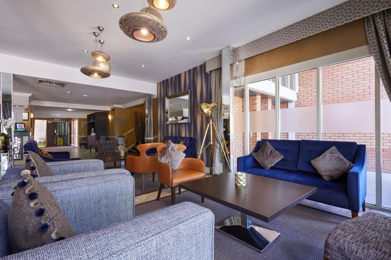 Mercure Milton Keynes Hotel Экстерьер фото